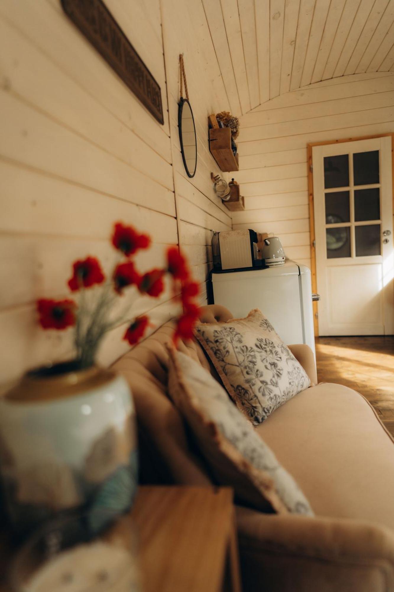 Glamour Maringotka v NP České Švýcarsko U Mluvících kamenů Stare Krecany Exterior foto